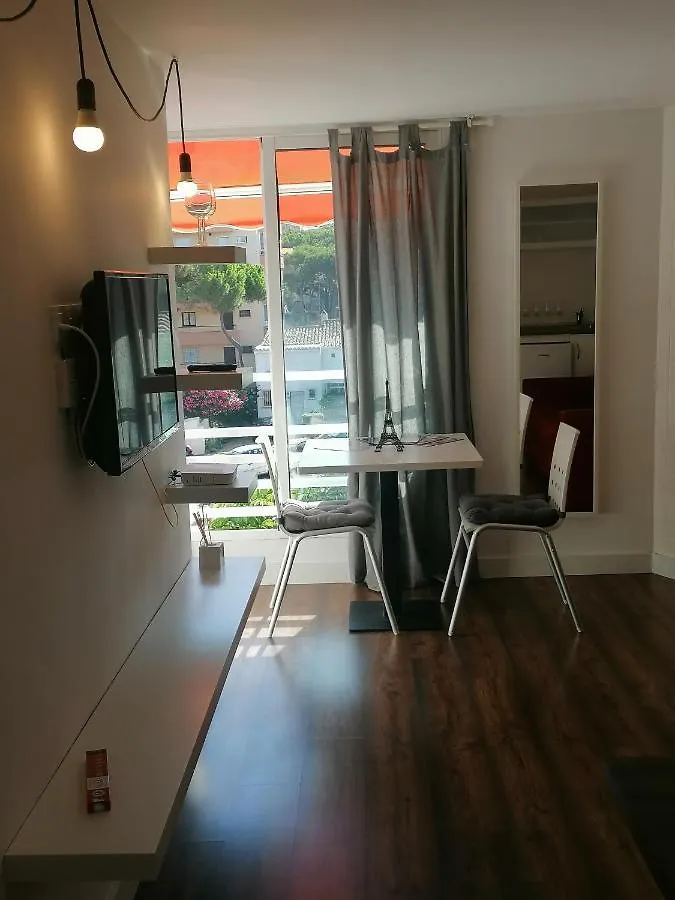 Apartment Studio Little Paris Sitio de Calahonda